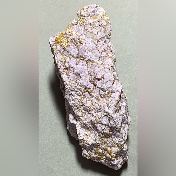 Raw Phosphosiderite Mineral Lavender & Tan Rare from Argentina - Healing & Hope - Picture 4 of 5